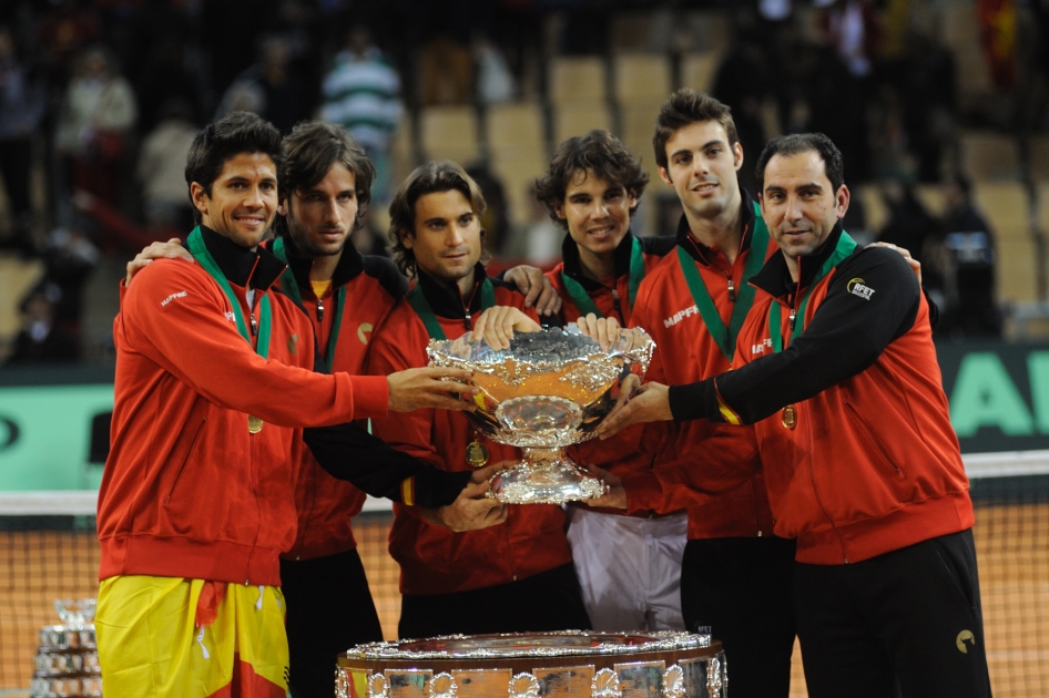 Nadal da a España su quinta Copa Davis tras remontar ante Del Potro