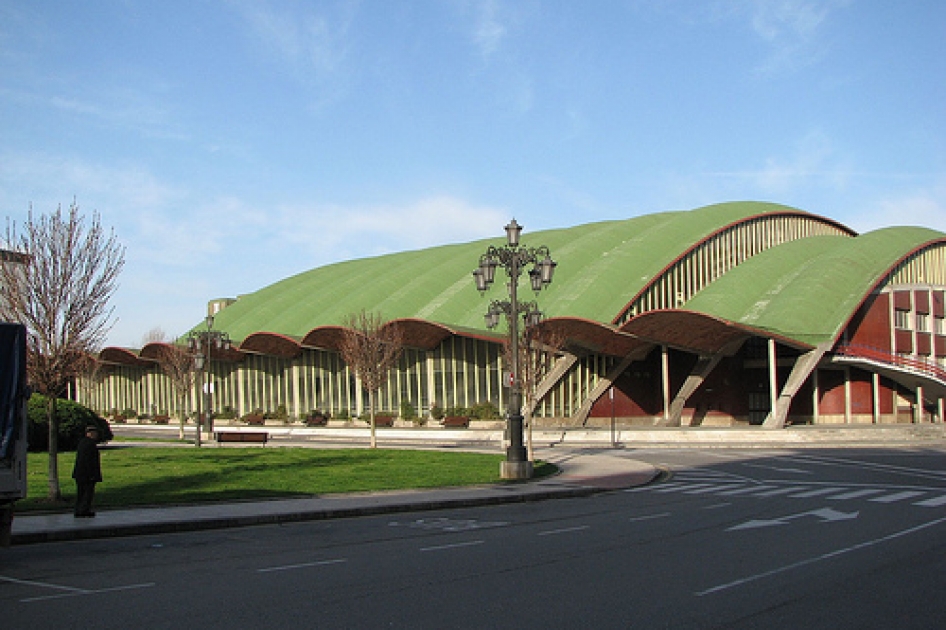 La RFET propone Oviedo como sede de la Copa Davis entre España y Kazajstán de 2012