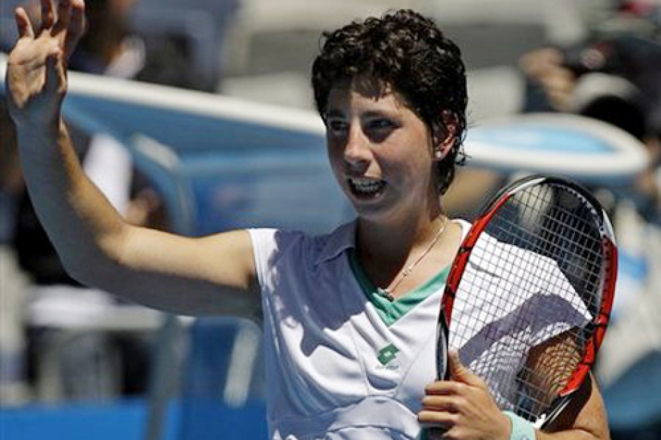 Carla Suárez avanza a segunda ronda y se medirá a la nº 2 mundial Petra Kvitova Carla Suárez avanza a segunda ronda y se medirá a la nº 2 mundial Petra Kvitova