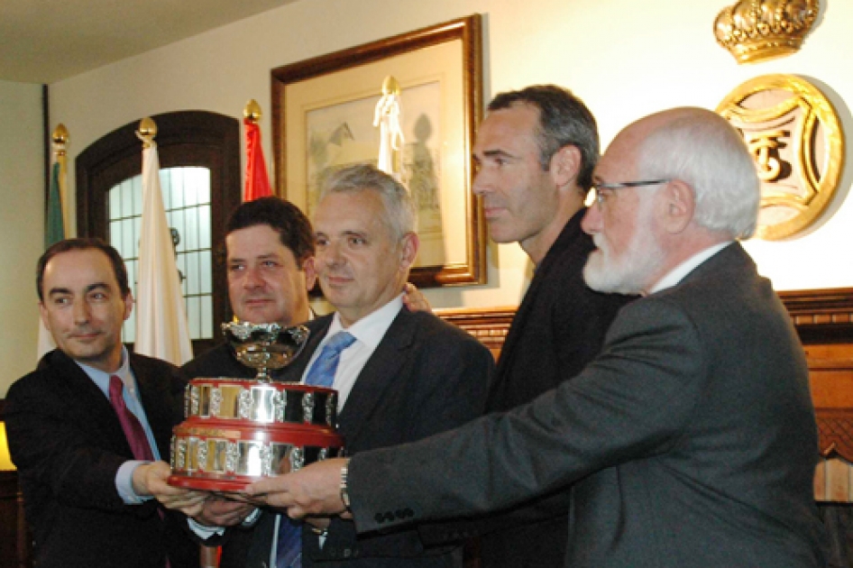 Almagro, Granollers, Ferrero y Marc López jugarán la Copa Davis en Oviedo ante Kazajstán Almagro, Granollers, Ferrero y Marc López jugarán la Copa Davis en Oviedo ante Kazajstán