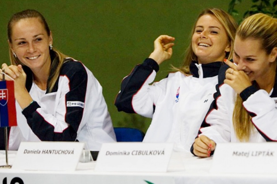 España se jugará en casa la permanencia en el Grupo Mundial de Fed Cup ante Eslovaquia España se jugará en casa la permanencia en el Grupo Mundial de Fed Cup ante Eslovaquia