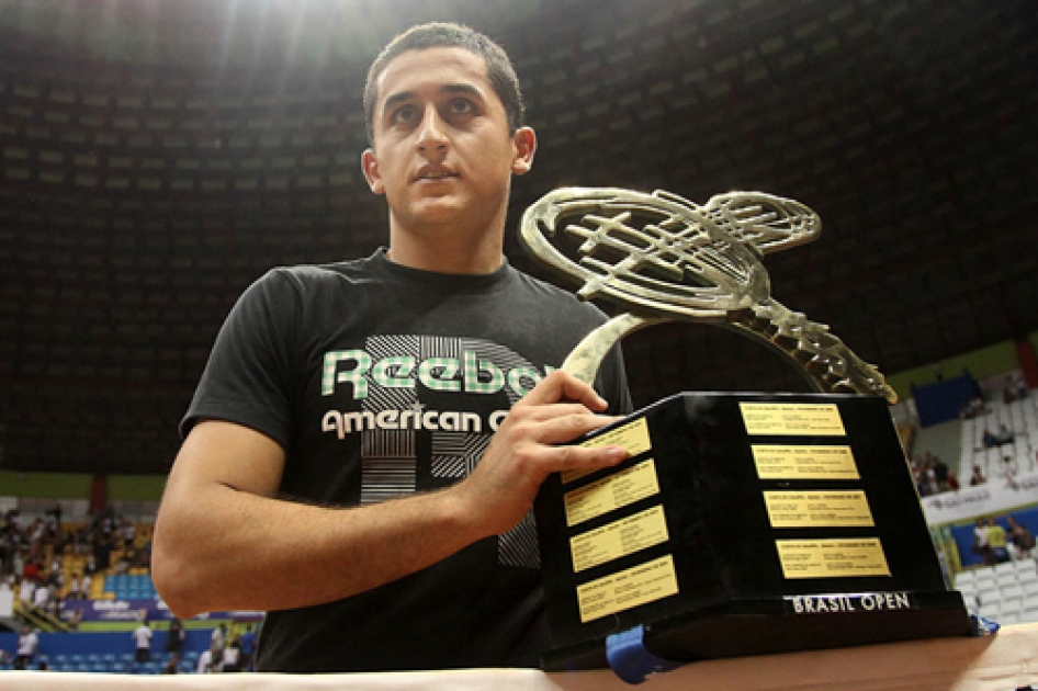 Nicolás Almagro defiende su corona en Brasil donde suma ya tres títulos Nicolás Almagro defiende su corona en Brasil donde suma ya tres títulos