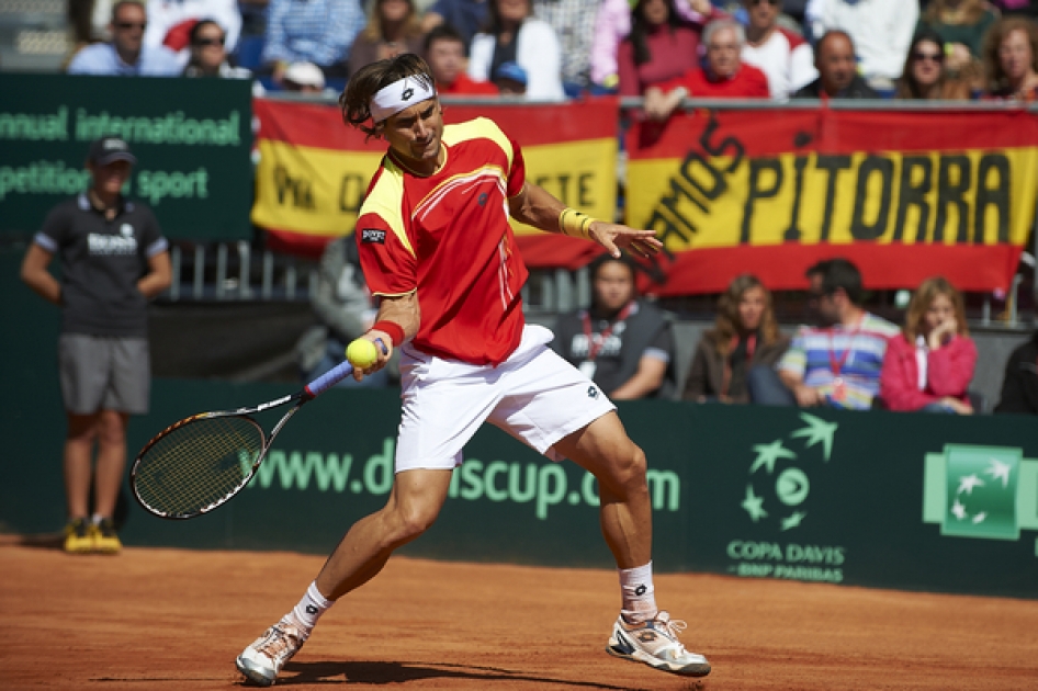 Ferrer vence a Melzer y clasifica a Espaa para semifinales