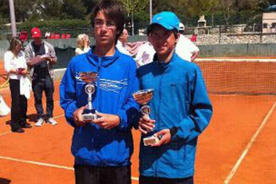 El valenciano Carles Sarri alcanza su primera final internacional en el infantil de Mallorca