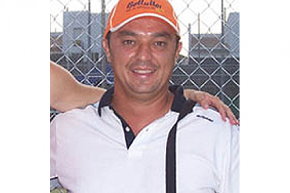 Miguel Ángel Muñoz sorprende a los favoritos en el torneo nacional de tenis en silla de Tenerife 