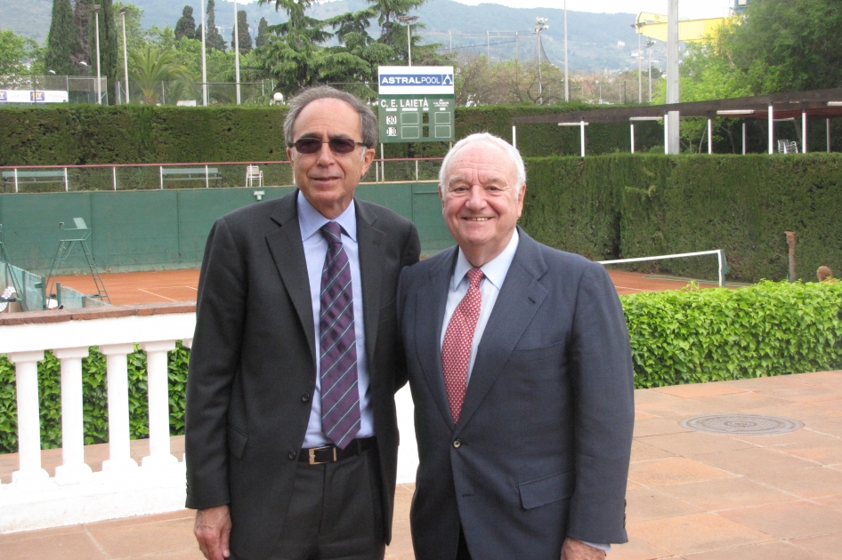 La RFET homenajea a Miquel Sambola, presidente del Club esportiu Laietà