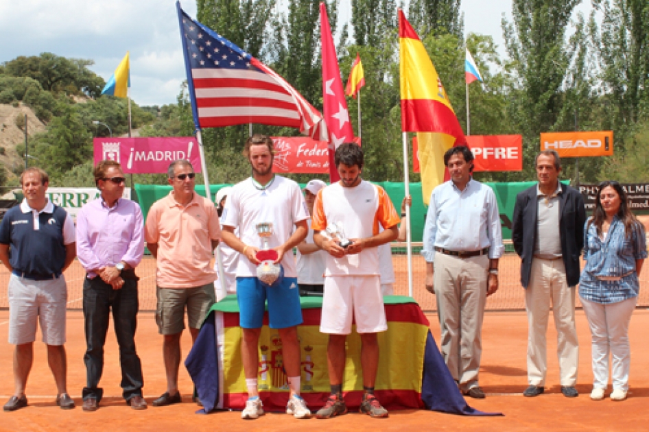 Sergio Gutirrez se ve superado por el estadounidense Williams en Las Rozas