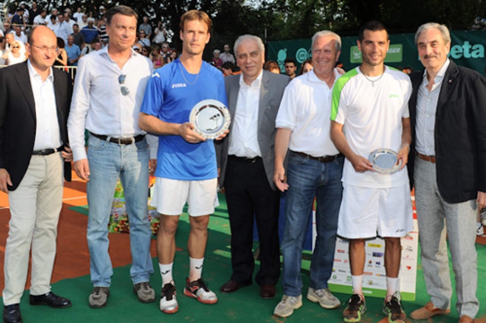 Gimeno sorprende a Montañés en la final del Challenger de Monza Gimeno sorprende a Montañés en la final del Challenger de Monza