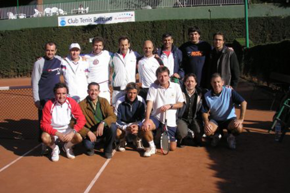 Club Tenis Barcino campen de Espaa por Equipos Masculinos +40