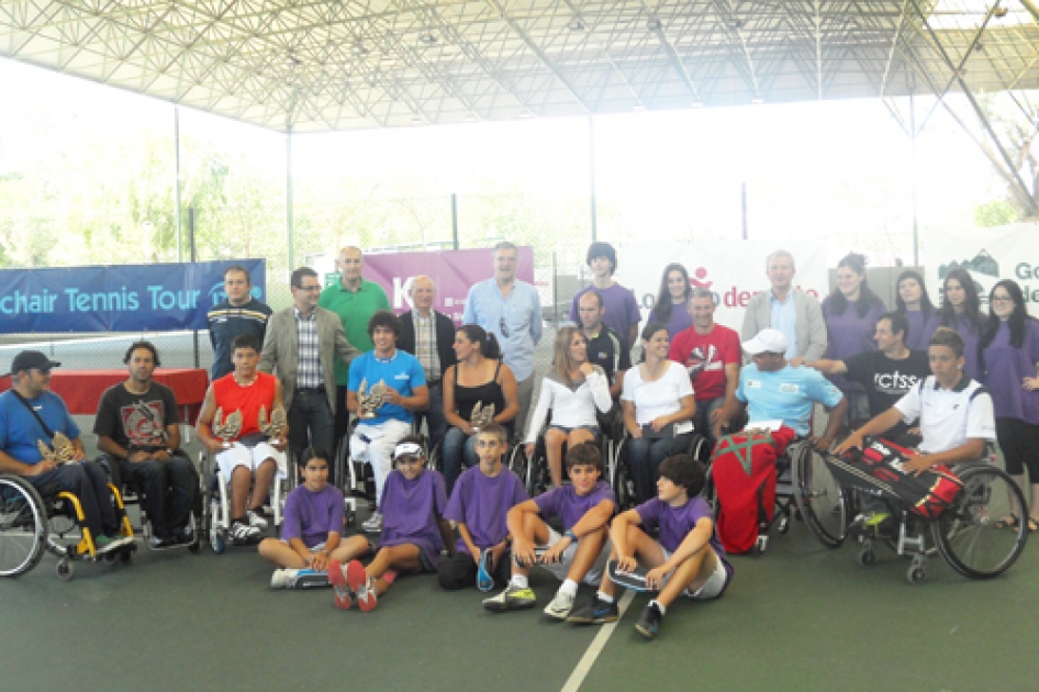 Daniel Caverzaschi y Lola Ochoa se adjudican el internacional Open de La Rioja de tenis en silla 