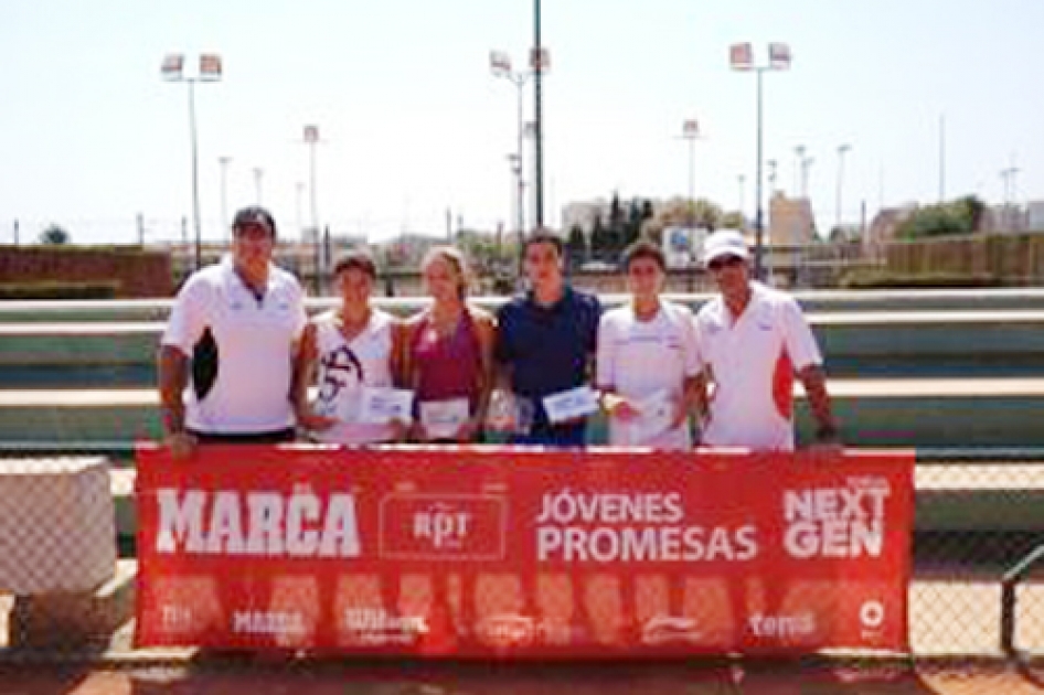 Victorias de Pedro Martnez y Alba Carrillo en el segundo torneo Marca  Jvenes Promesas de Alicante