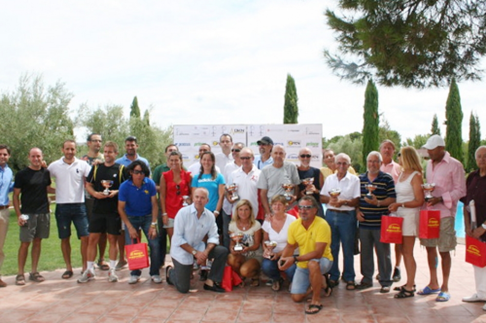 Pleno español en la primera edición del internacional de veteranos de Villena Pleno español en la primera edición del internacional de veteranos de Villena