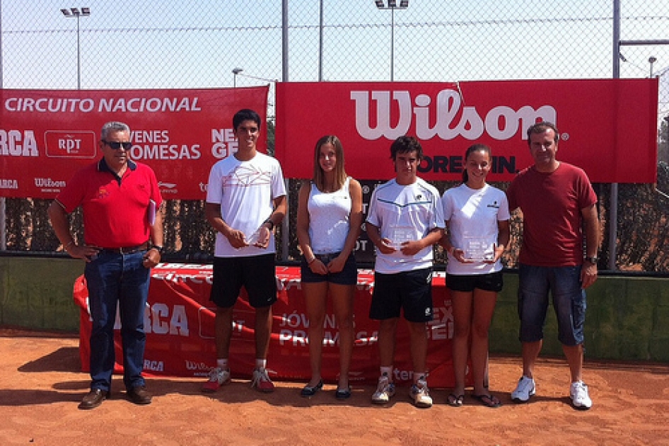 Triunfos de Ibai Gómez y Marta Sexmilo en el torneo Marca Jóvenes Promesas de Ciudad Real Triunfos de Ibai Gómez y Marta Sexmilo en el torneo Marca Jóvenes Promesas de Ciudad Real