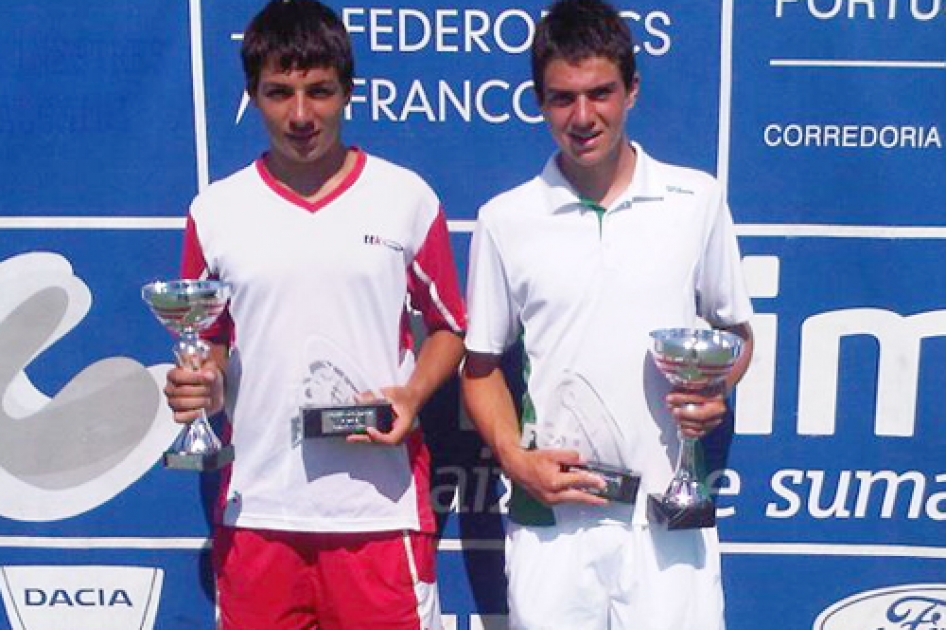 Pedro Martnez se resarce en el internacional cadete de Torell ante Bernab Zapata