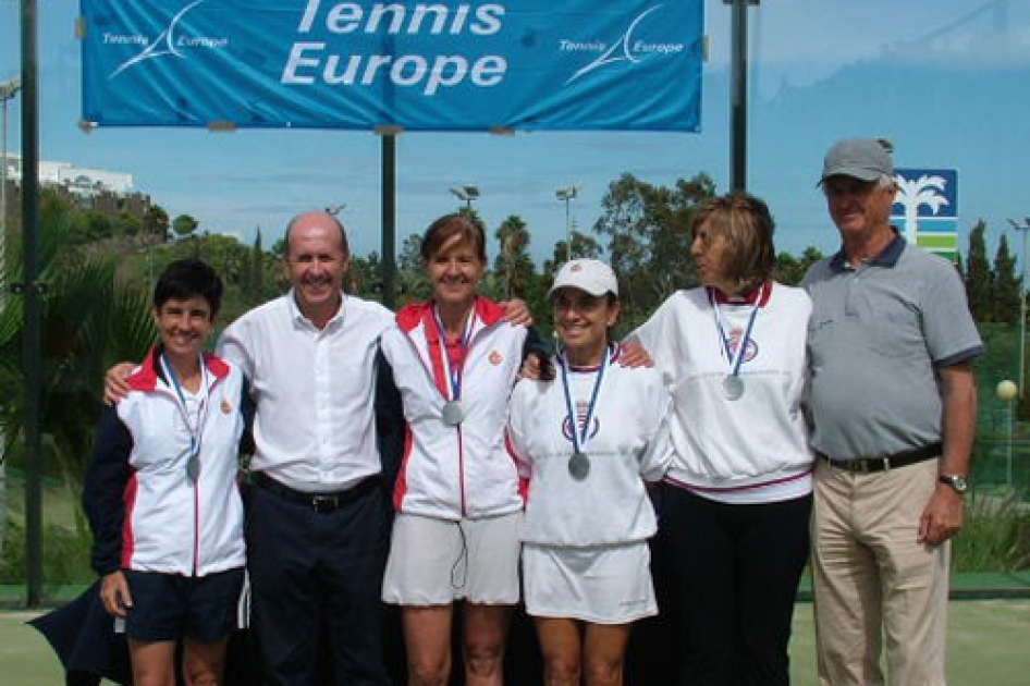 Subcampeonato europeo para el equipo femenino +50 del RCT Barcelona-1899