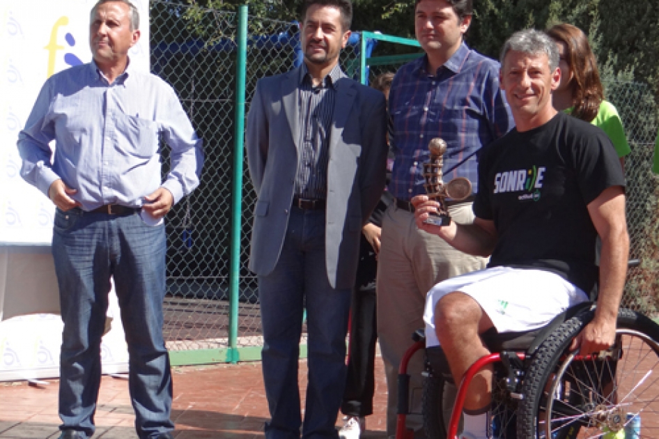 Juanjo Rodríguez rompe la racha de seis finales perdidas en Albacete Juanjo Rodríguez rompe la racha de seis finales perdidas en Albacete