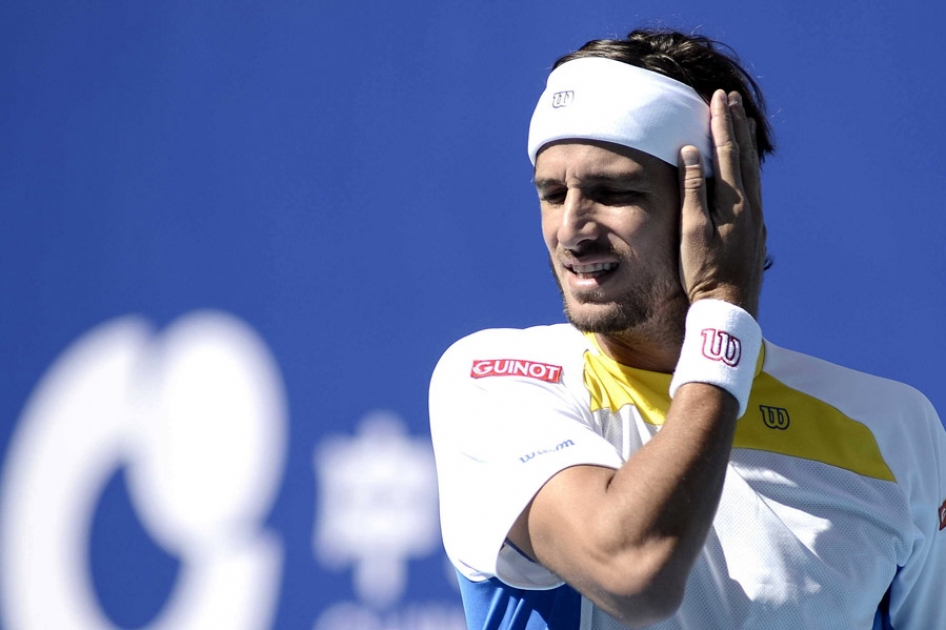 Feliciano Lpez se retira en las semifinales de Beijing por una lesin en la mueca