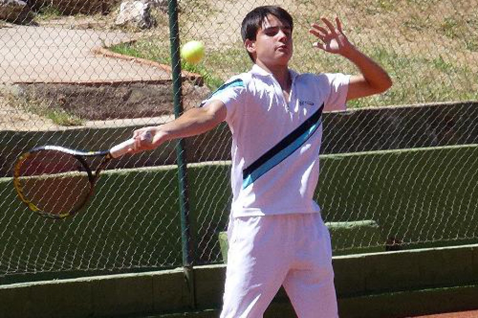 Alberto Romero se estrena en el circuito mundial ITF Junior ganando en Kenya