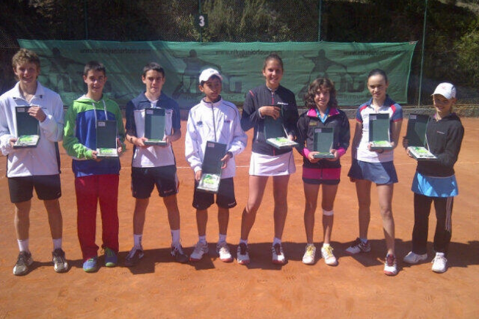 Barcelona corona a los campeones del tercer torneo nacional juvenil Nike Junior Tour