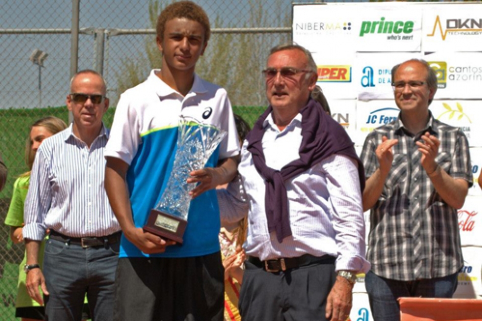 El francés Hamou y la ucraniana Plosnika se llevan el trofeo júnior “Juan Carlos Ferrero”