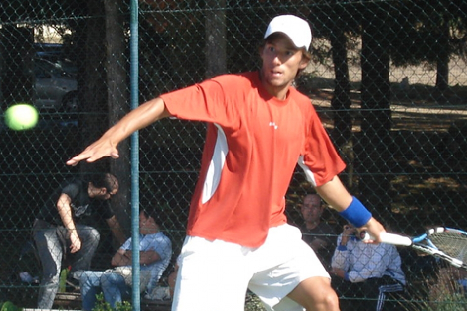 Ivn Arenas conquista su primer ttulo profesional en Les Franqueses