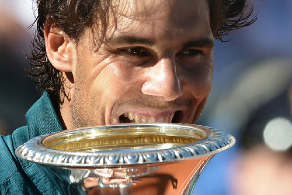 Nadal conquista su séptimo título en Roma ante Federer y recupera el nº 4 mundial Nadal conquista su séptimo título en Roma ante Federer y recupera el nº 4 mundial