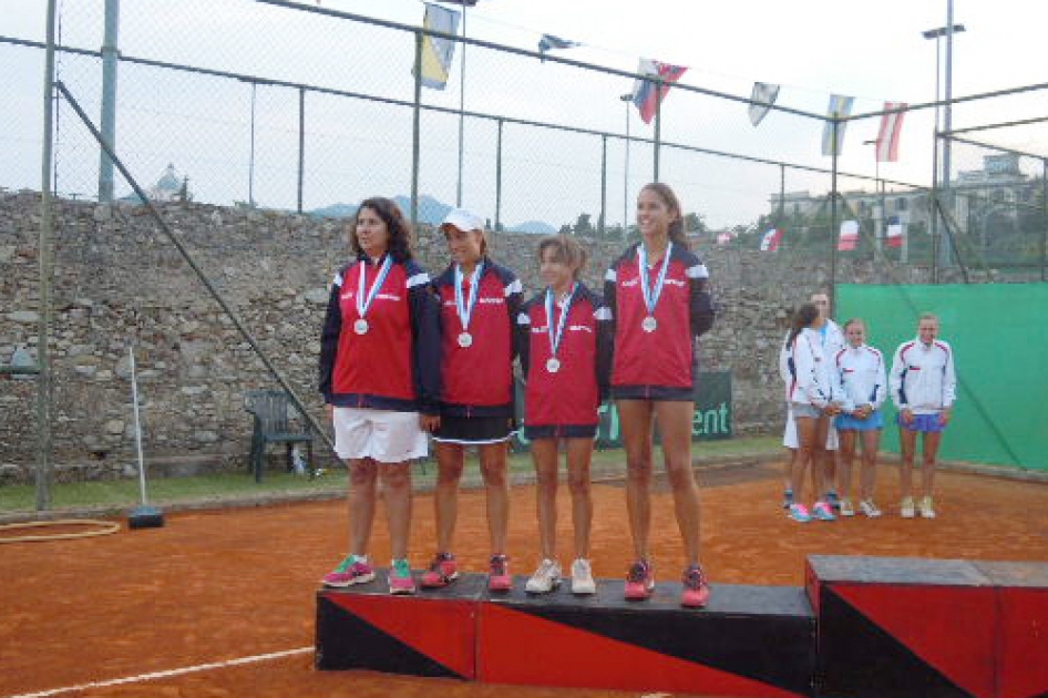 La selección infantil femenina busca su primer título mundial en Prostejov La selección infantil femenina busca su primer título mundial en Prostejov