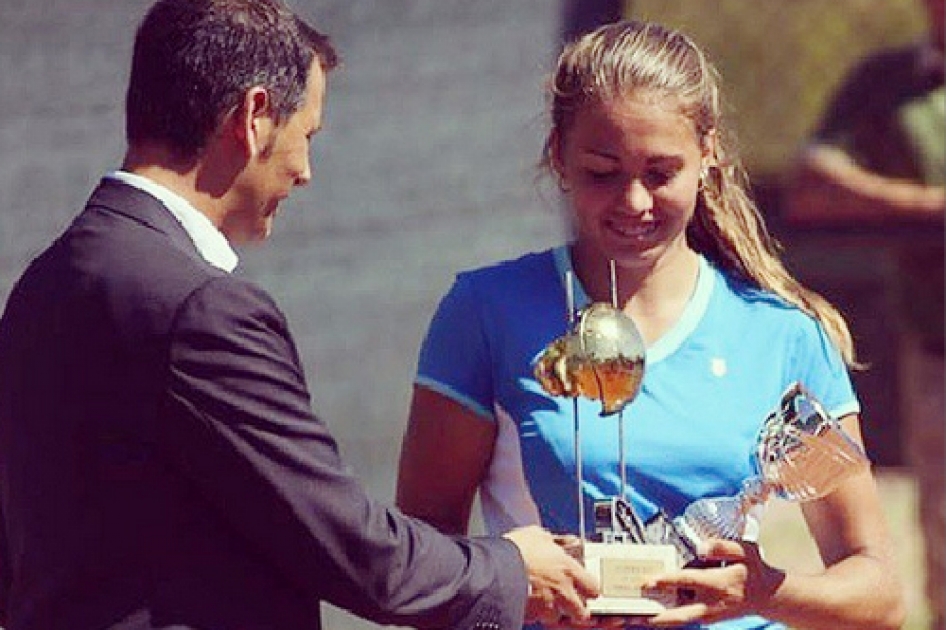Aliona Bolsova conquista su primer título profesional en Lleida con 15 años