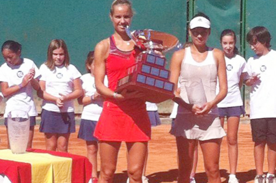 La holandesa Arantxa Rus se lleva el internacional femenino de la Vall dUix