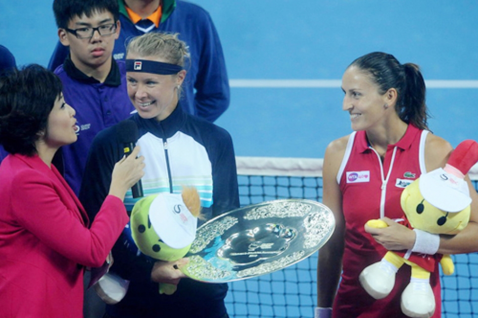 Tercera final de dobles para Arantxa Parra en Beijing