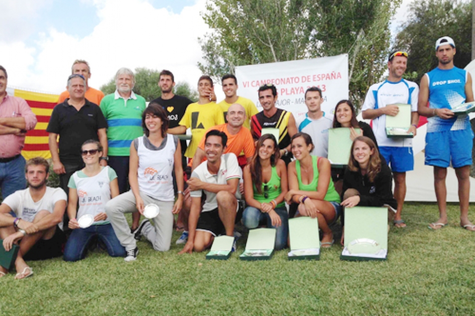 Los favoritos cumplen en el Campeonato de España de Tenis Playa en Mallorca Los favoritos cumplen en el Campeonato de España de Tenis Playa en Mallorca