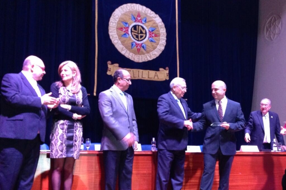 Pablo Martnez Cataln, presidente de la Federacin de Melilla, es homenajeado