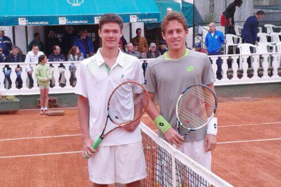 Roberto Carballs se ve superado por el polaco Majchrzak en la final del Futures de Cartagena