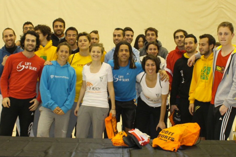 Primer triunfo internacional de Alba Gamell y Anna Salas en el circuito mundial de tenis playa