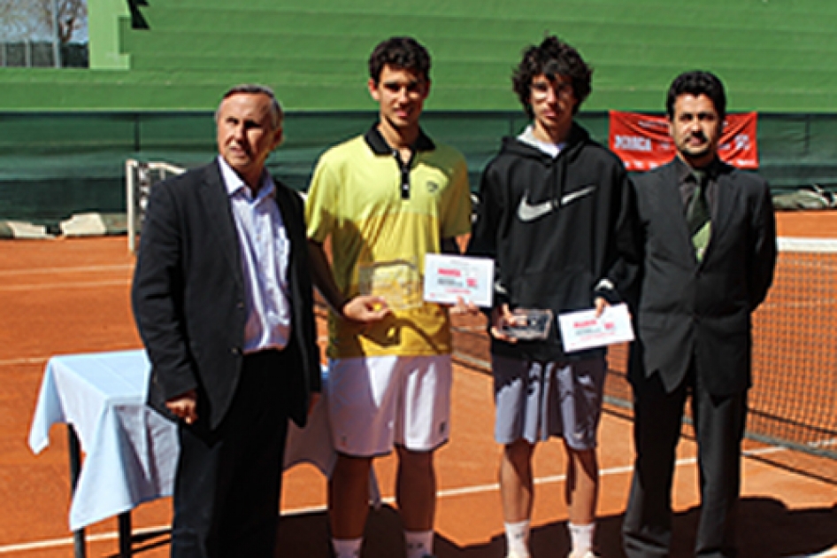 Santiago Plaza y Marina Bassols cumplen en el primer torneo Marca Jvenes Promesas en Albacete