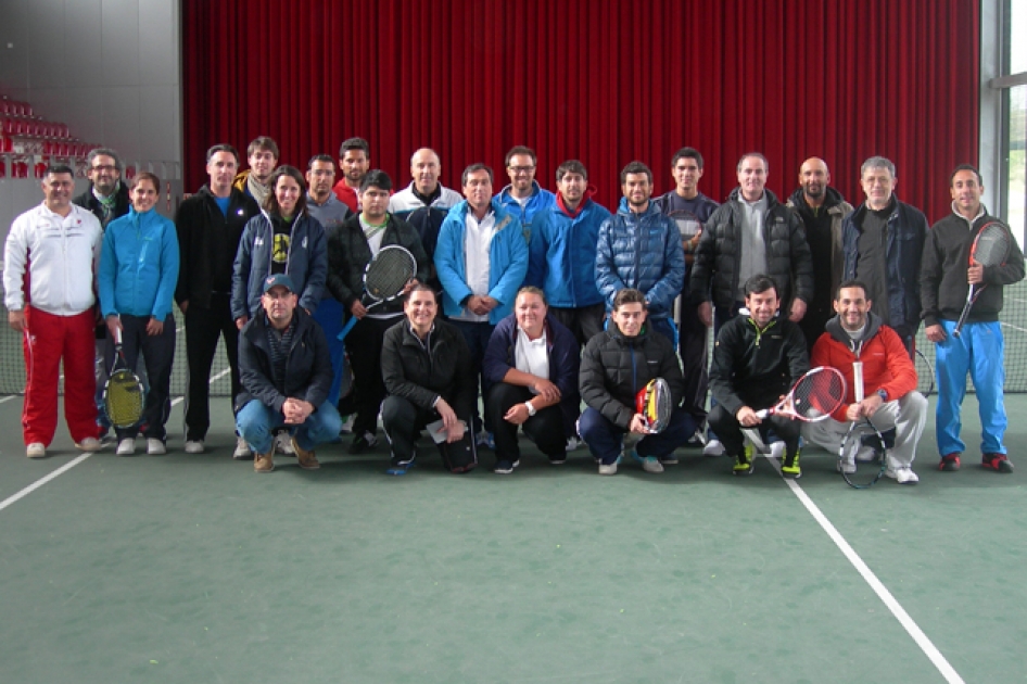 Gran participación en el Curso Nacional Técnico Especialista en Psicología Aplicada al Tenis celebrado en Madrid