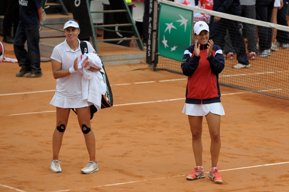 Espaa cae ante Polonia en el punto decisivo de dobles de la Fed Cup