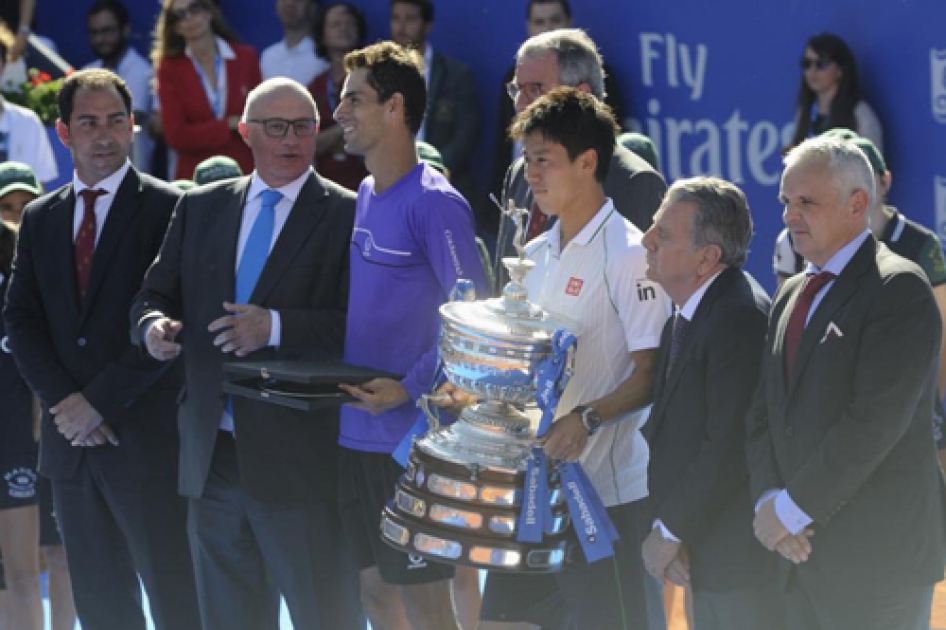 El japons Kei Nishikori rompe el dominio espaol en el Barcelona Open Banc Sabadell