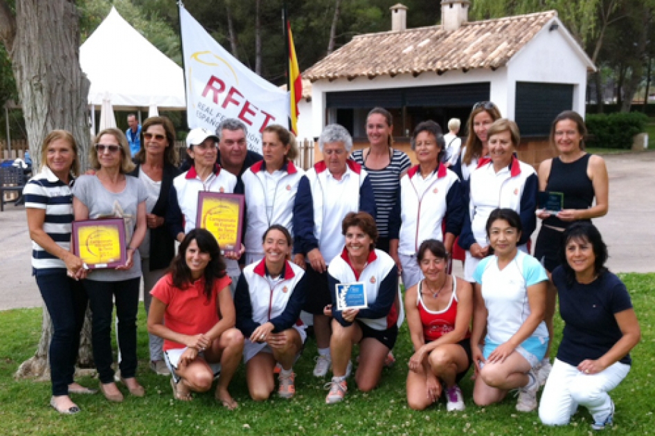 CT Chamartn, CC Villa de Madrid, RCT Barcelona y CT Barcino, se reparten los ttulos femeninos