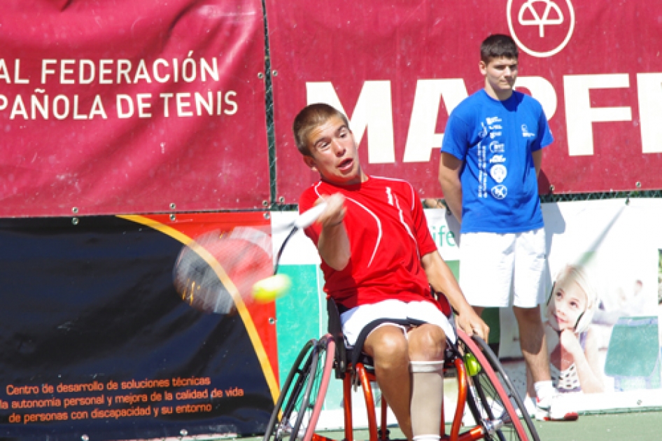 Martín De la Puente se proclama Campeón de España de Tenis en Silla ante Roberto Chamizo Martín De la Puente se proclama Campeón de España de Tenis en Silla ante Roberto Chamizo