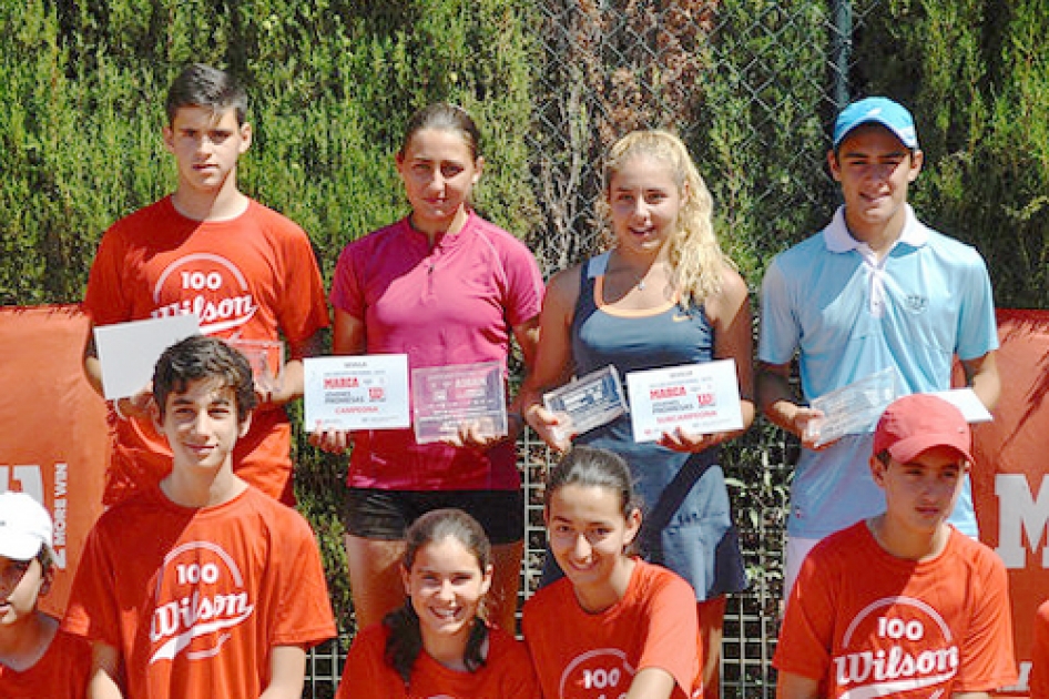 Lucas Franco y Paola Expósito se llevan el “Marca Jóvenes Promesas” de Sevilla Lucas Franco y Paola Expósito se llevan el “Marca Jóvenes Promesas” de Sevilla