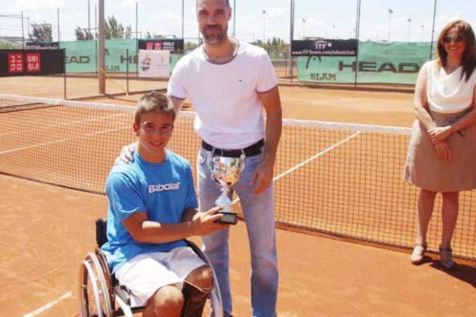 Martín De la Puente suma su tercer internacional del año en Lleida ante Roberto Chamizo