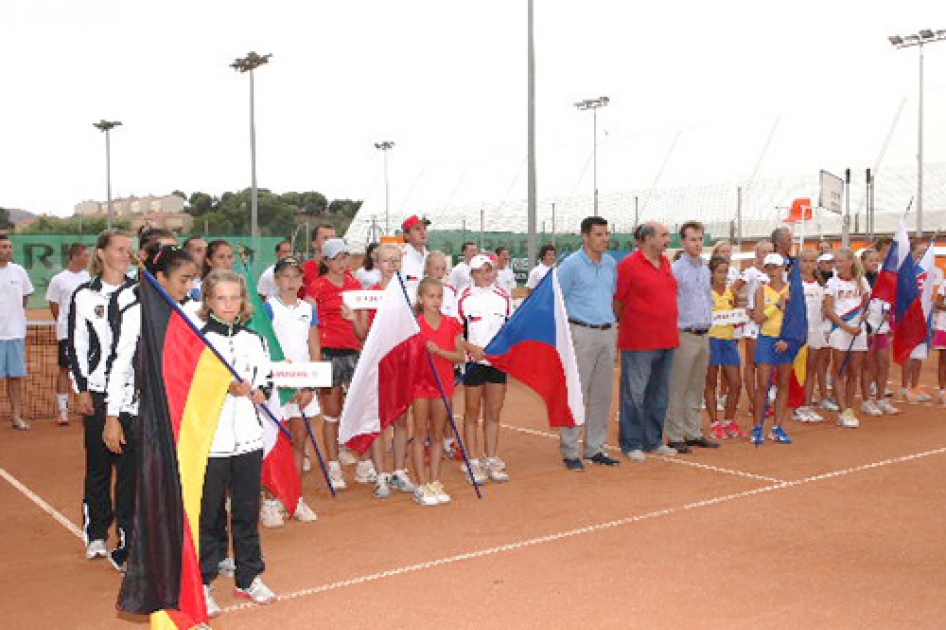 La seleccin espaola alevn afronta la fase zonal de la Nations Challenge