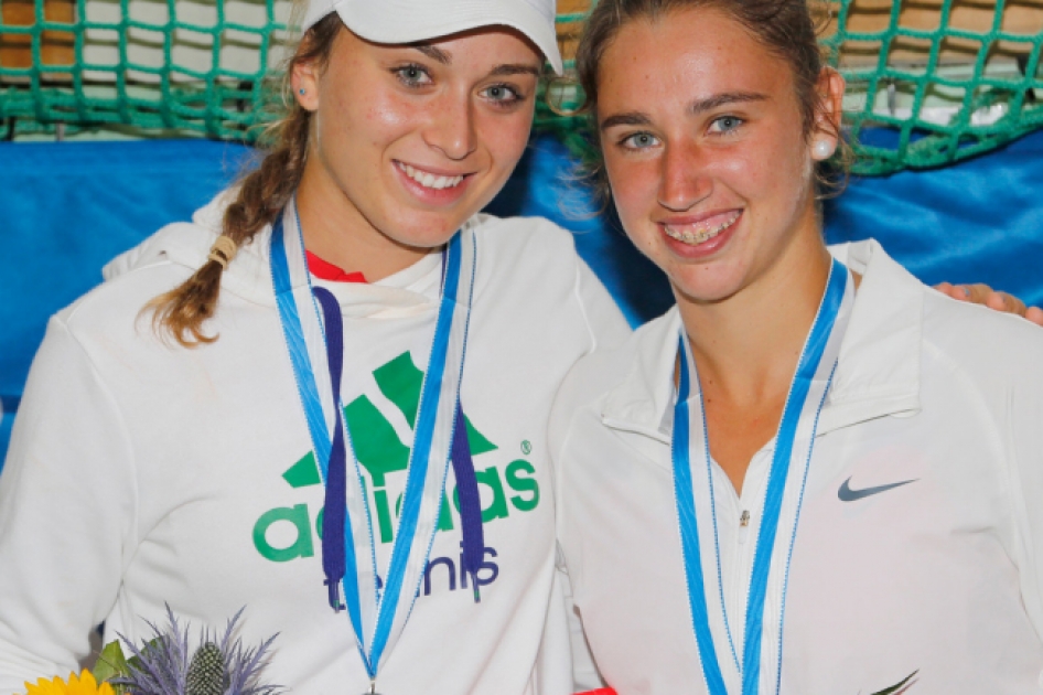 Sara Sorribes se proclama Campeona de Europa Júnior y Paula Badosa Subcampeona Sara Sorribes se proclama Campeona de Europa Júnior y Paula Badosa Subcampeona