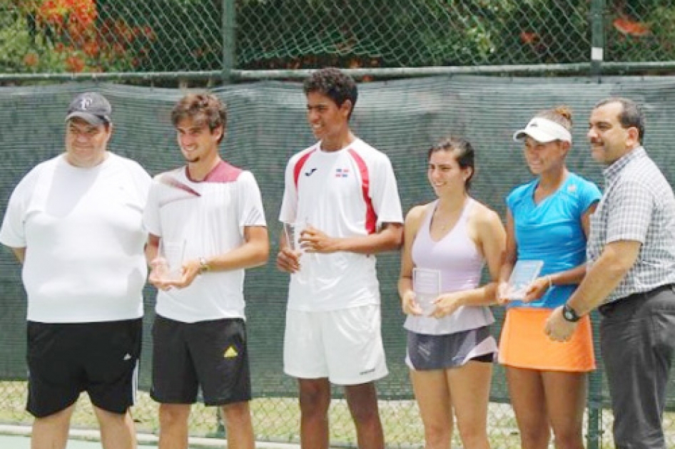 Nicolás Moreno repite éxito en la Copa Merengue de Santo Domingo Nicolás Moreno repite éxito en la Copa Merengue de Santo Domingo