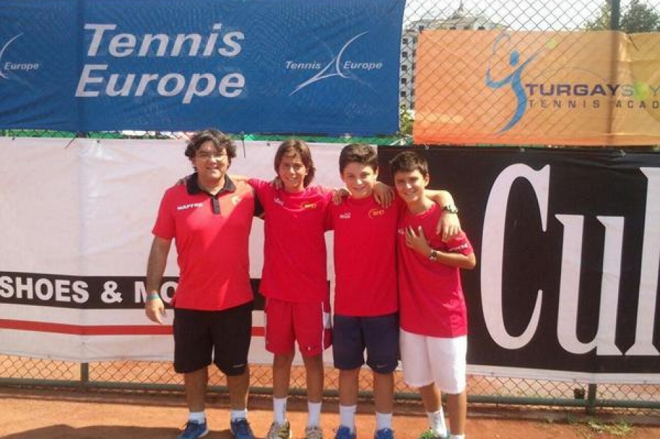 La selección española alevín masculina busca el título europeo de la Nations Challenge