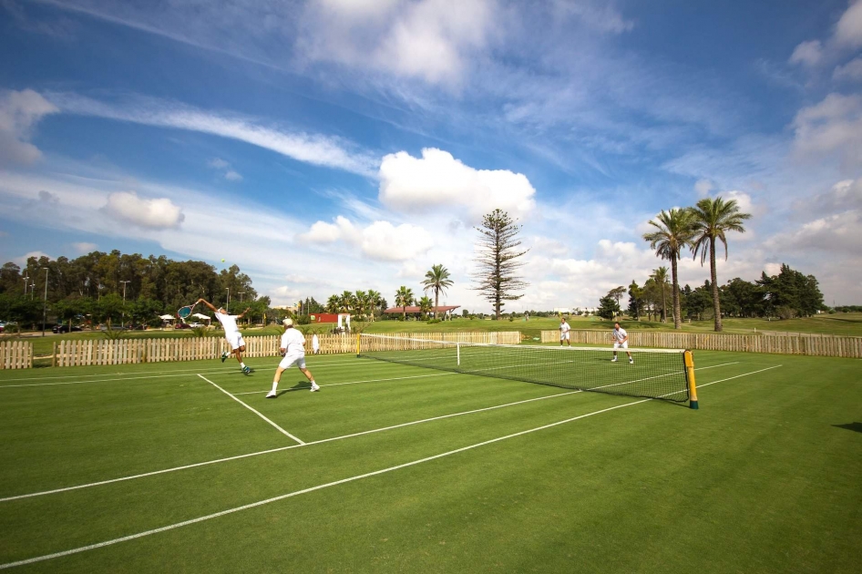 Hoy se inaugura en Puerto Real (Cádiz) el Villanueva Lawn Tennis Club, el único club con pistas de hierba natural en Andalucía