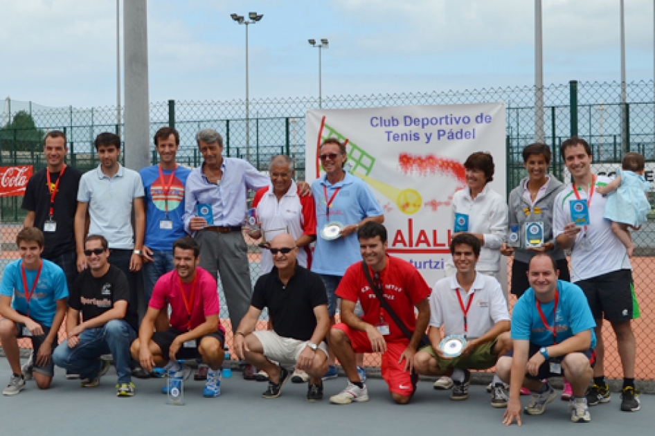 El circuito mundial de veteranos regresa en Santurtzi con triunfos nacionales