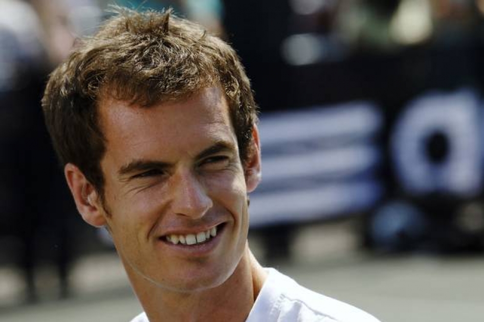 Andy Murray felicita a Gala León a través de la red social twitter Andy Murray felicita a Gala León a través de la red social twitter