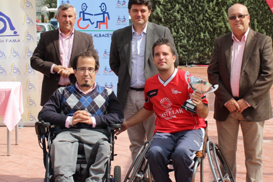 Kike Siscar se lleva el último abierto nacional de la Copa de España de tenis en silla Kike Siscar se lleva el último abierto nacional de la Copa de España de tenis en silla